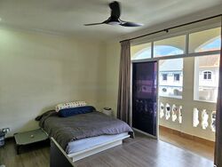 Flora Road (D17), Terrace #463039031